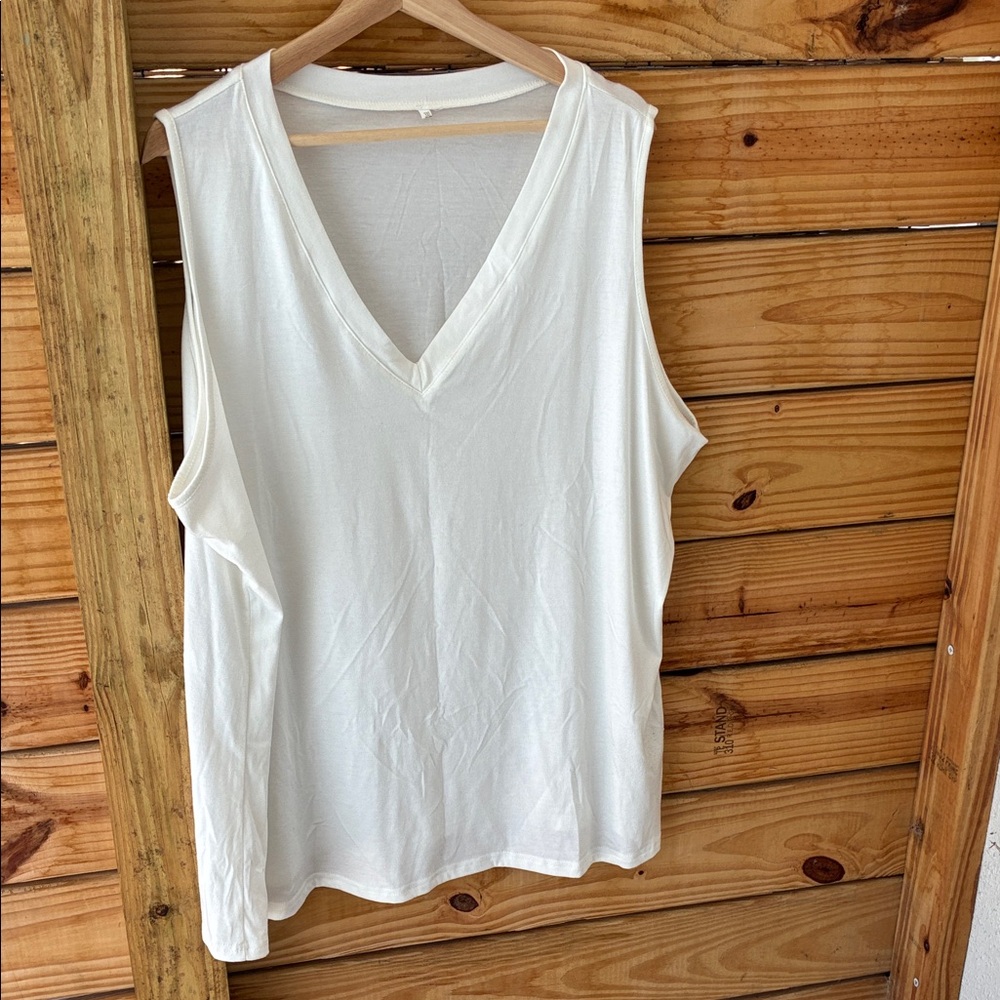 Plain White Tee with 3XL Size Tag